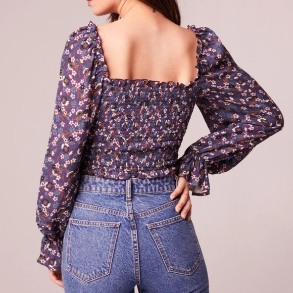 Band of the free nwt AGATHE PURPLE FLORAL SMOCKED TOP - Picture 2 of 11